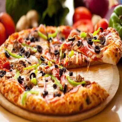 chicken Pizza with rita and ketchup  {Ingredients: Pannier, chicken, pyaz, ketchup and rita