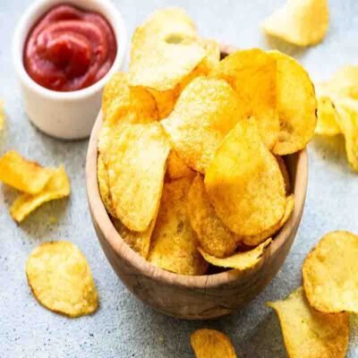 Aloo chips with kectchup (Price/pack