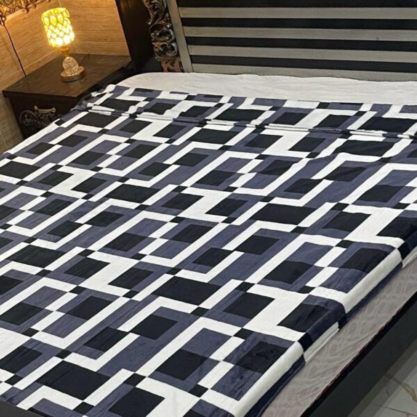 AC Blanket/Combol Double Bed - Image 2