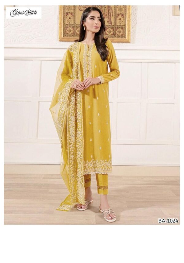 DHANAK EMB 3pc WITH BAMBER EMB DUPPATA     WINTER COLLECTION